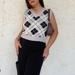 Women sweater vest